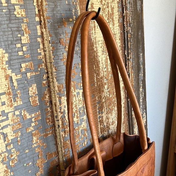Force Ten tooled leather tote bag - Picture 4 of 7